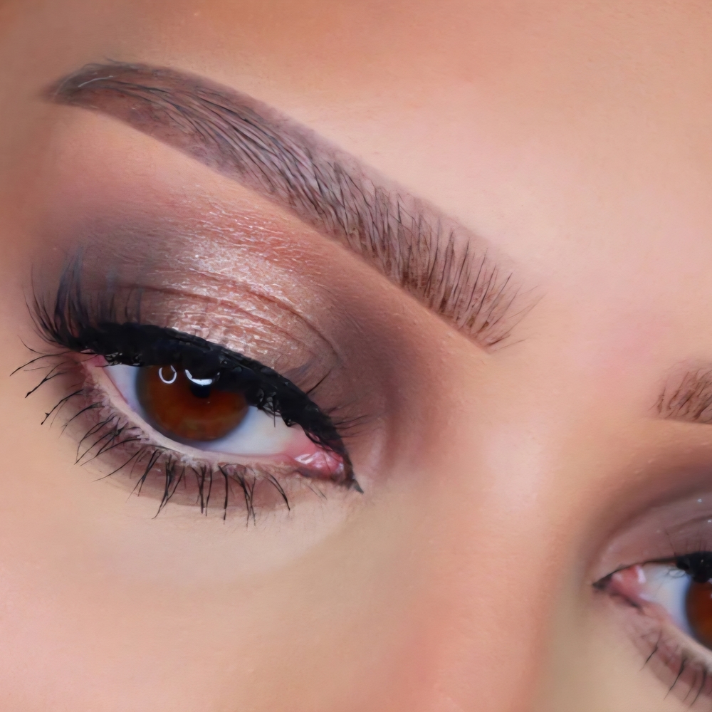 Beauty Bakerie The Chosen Bun Eyeshadow Palette - Picture 3 of 6